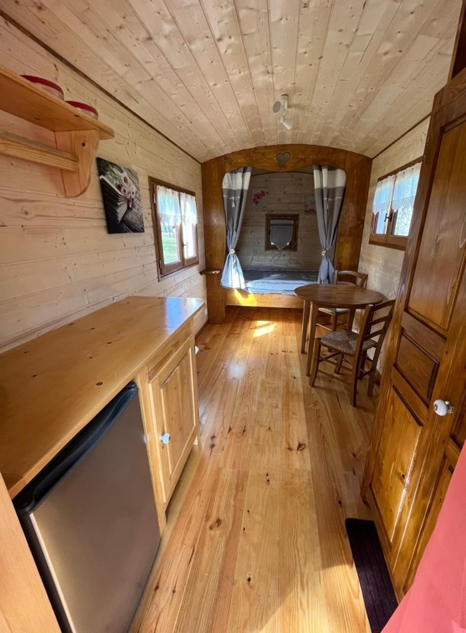 Camping De La Croix D'Arles Bourg  ภายนอก รูปภาพ