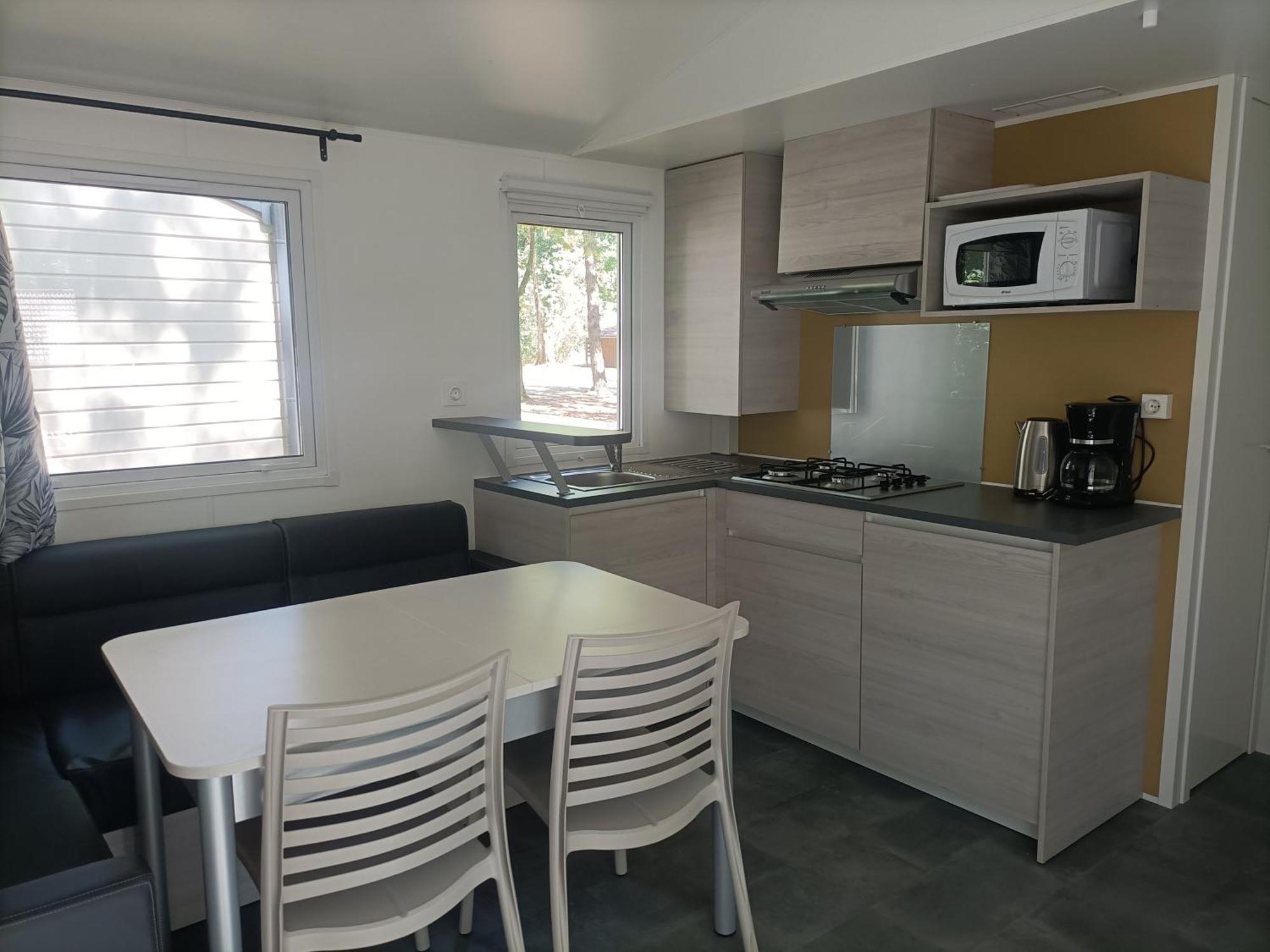 Camping De La Croix D'Arles Bourg  ภายนอก รูปภาพ
