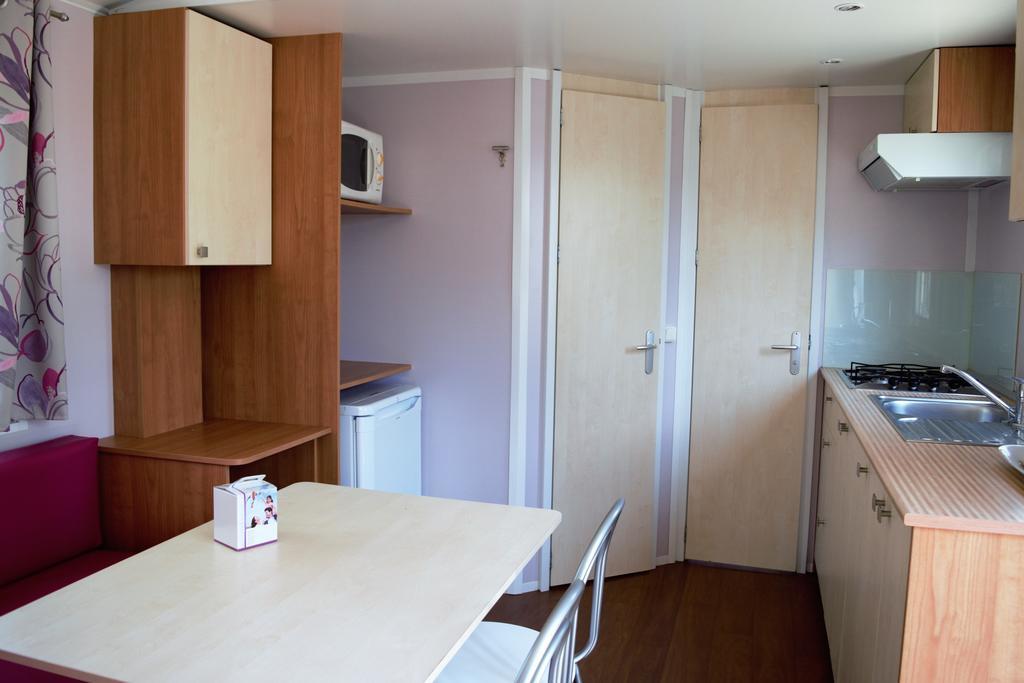 Camping De La Croix D'Arles Bourg  ภายนอก รูปภาพ